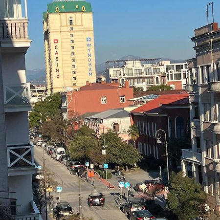 Апартаменты От Зуры Batumi Kültér fotó