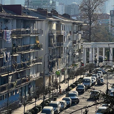 Апартаменты От Зуры Batumi Kültér fotó